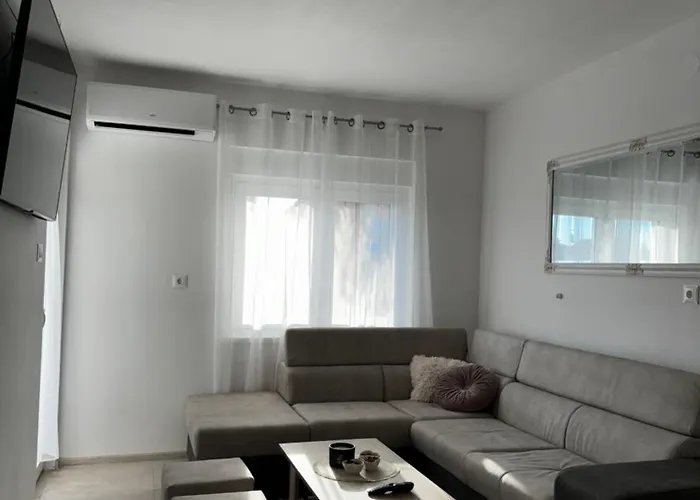 Apartman Lolula